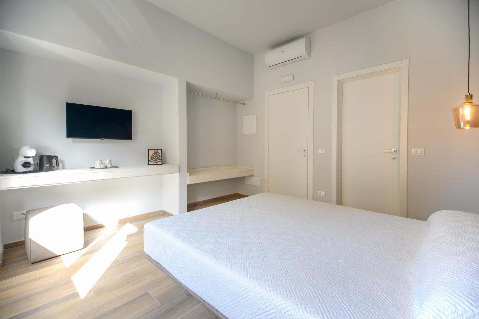 Bianca Elegance Rooms La Spezia Exterior photo